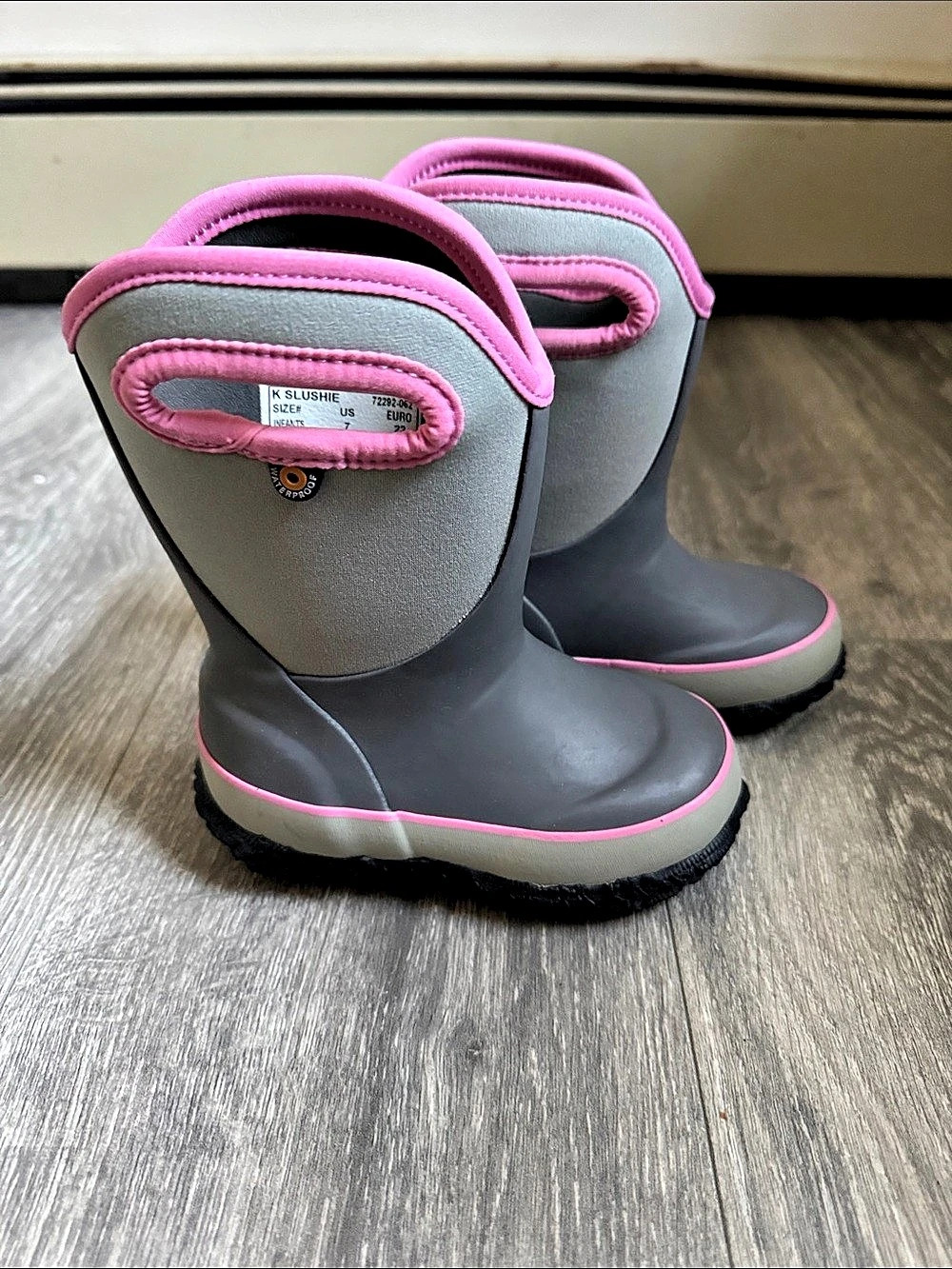 BOGS K Slushie Kids Rain Boots Gray & Pink Girls US 7 kids/enfants